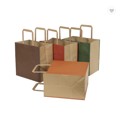 کیسه های هدیه کاغذ کرافت ساده CMYK جامد کیسه های کاغذی سازگار با محیط زیست 190 گرم